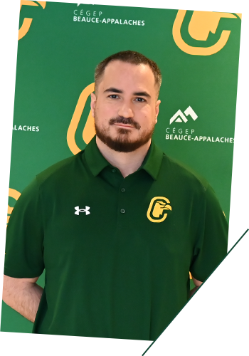 Entraineur basketball féminin Adrien Lebon